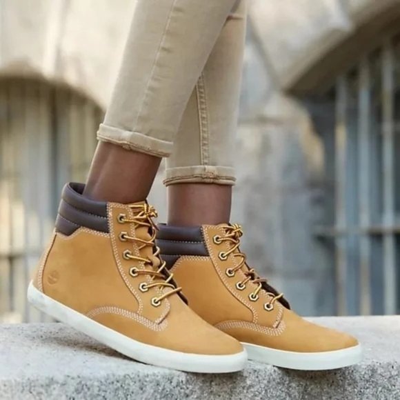 Timberland 9‎ Wheat High Top Sneaker Boots Leather Chunky Work Ortholite - Picture 1 of 10